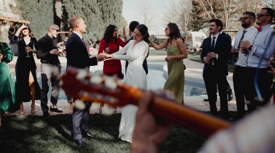 Cançons en Català per Casaments: Música Catalana per un gran dia